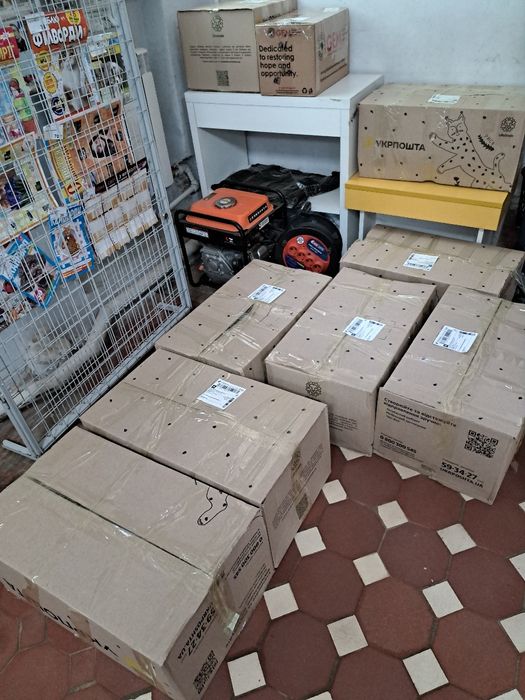 Наполнитель  сосна 100%, цвет гранулы серая 20кг 330грн  (20кг по 13грн 260грн + 35грн ящик +35грн олх = 330грн) OLX бесплатная доставка 1кг 13грн