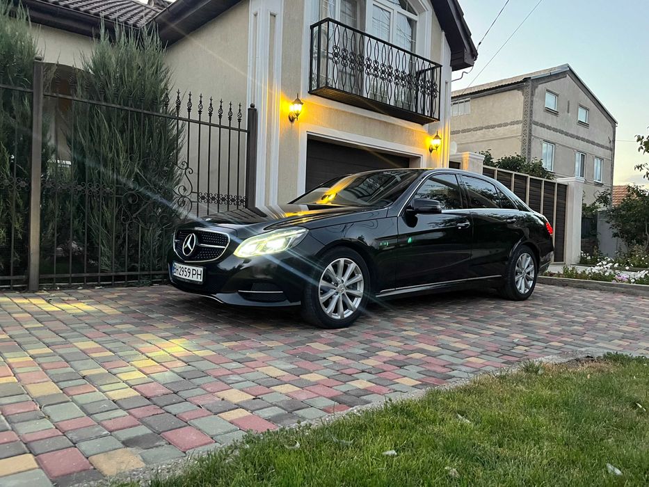 Mercedes-Benz W212(FL) 2014 года.