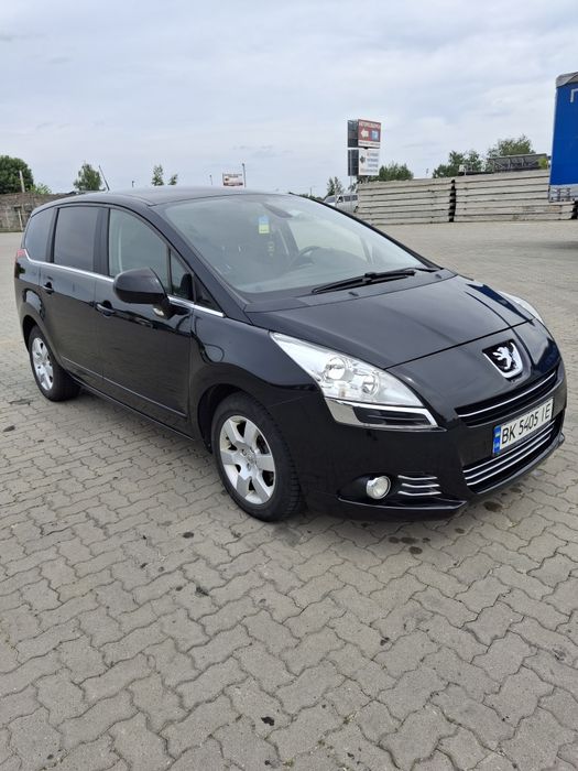 PEUGEOT 5008 продам