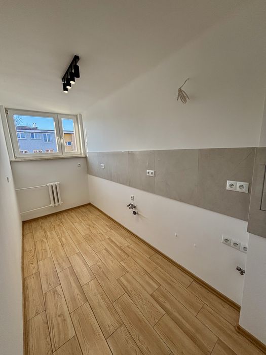 Dwa pokoje 42m po generalnym remoncie - jak nowe