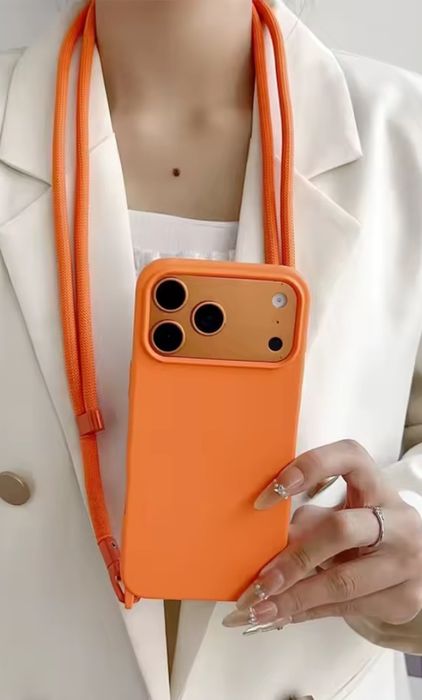 Чехол для iPhone 12 зі шнурком.