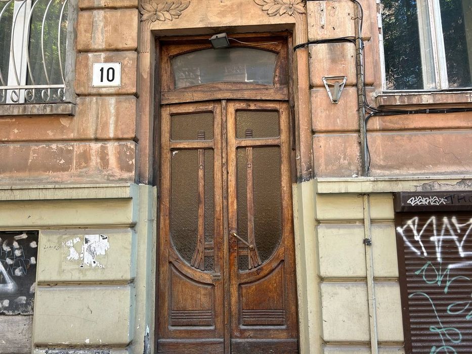 Продаж 3-кімнатної квартири, вул. Михайла Коцюбинського, 10, Львів.