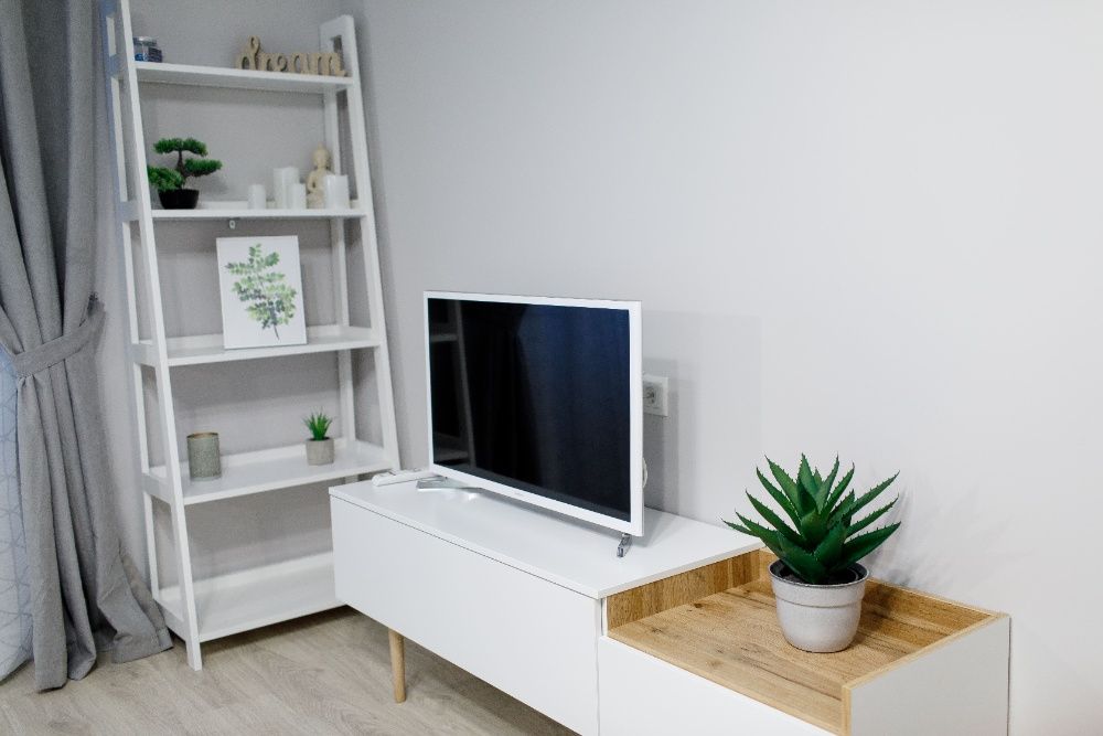 Апарт-Готель "LAVINA". пр. Лушпы, 5 навпроти ТРЦ Лавіна, з Джакузі