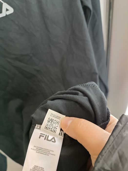 трикотажна сукня FILA з вирізом