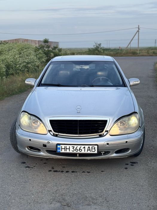 Продам автомобиль мерседес s220