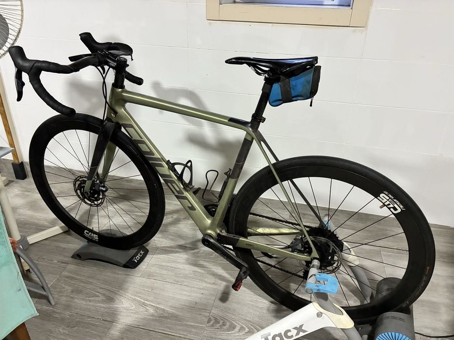 Bicicleta de estrada Coluer Invicta