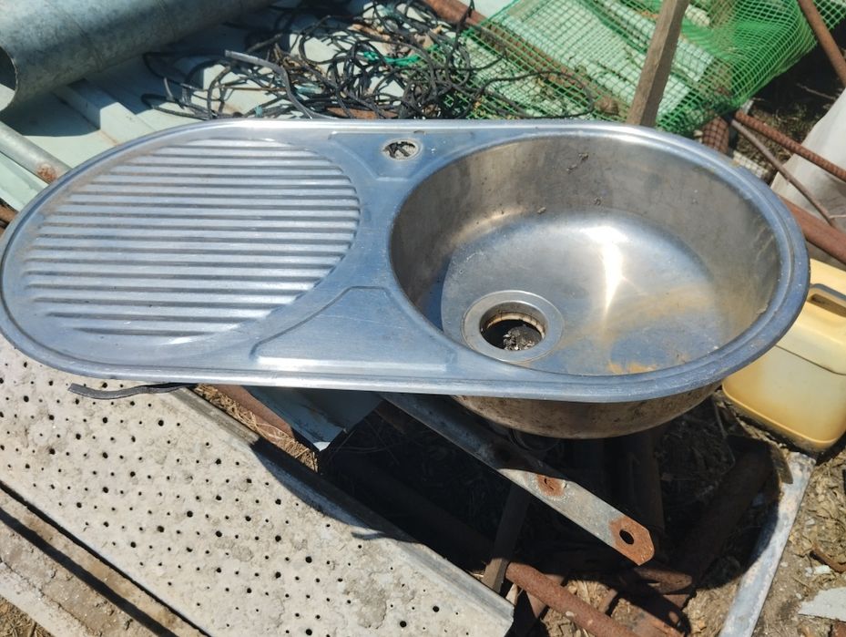 Banca em inox com escorredor