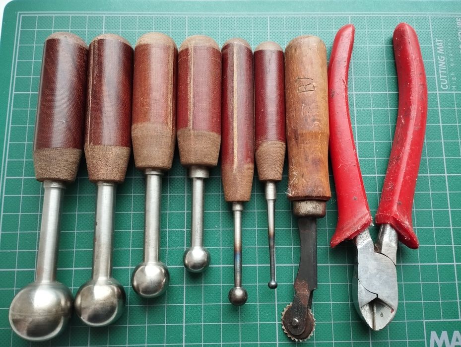 Набір інструментів для творчості,роботи з глиною,тканинами шкірою,