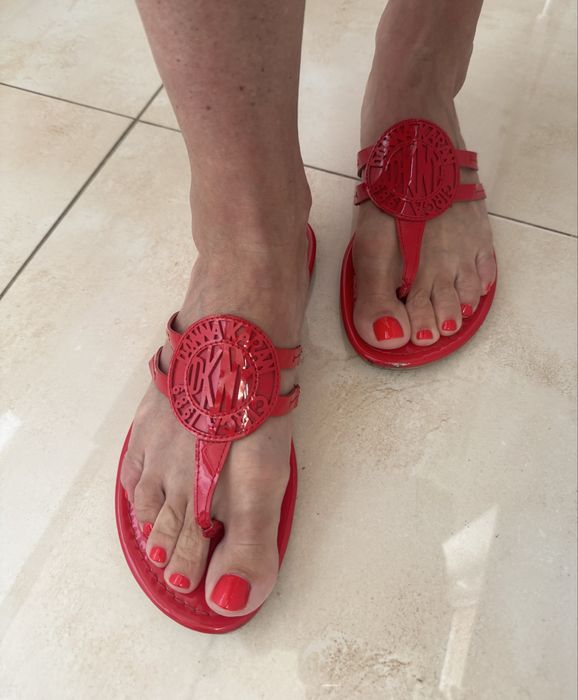 Japonki / klapki /DKNY/ jak nowe