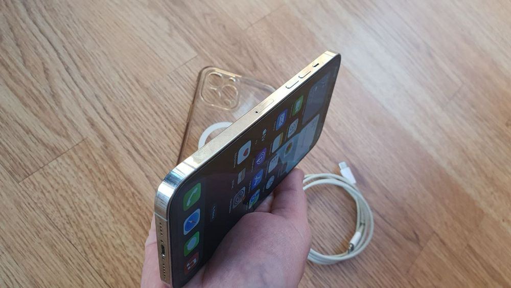 Iphone 12 ProMax 256GB Neverlock Apple White