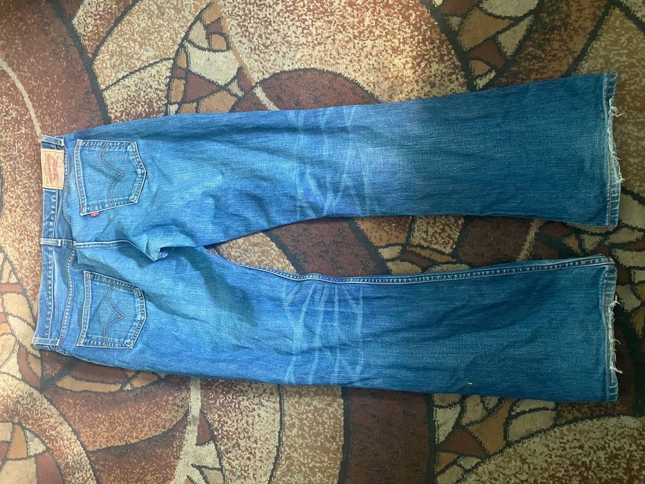 Джинси Levis 527