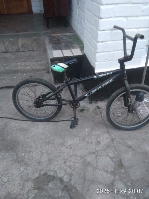 Продам велосипед  недорого.