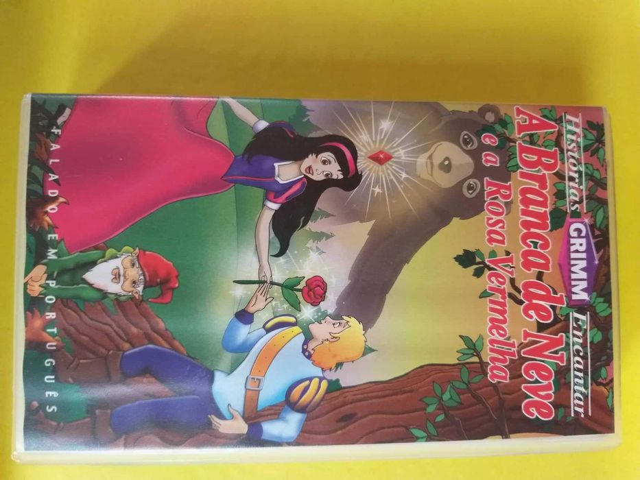 VHS A Branca de neve e a rosa vermelha