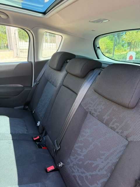 Vendo PEUGEOT 3008 1.6HDi ACTIVE 2011 - nacional, em bom estado geral.