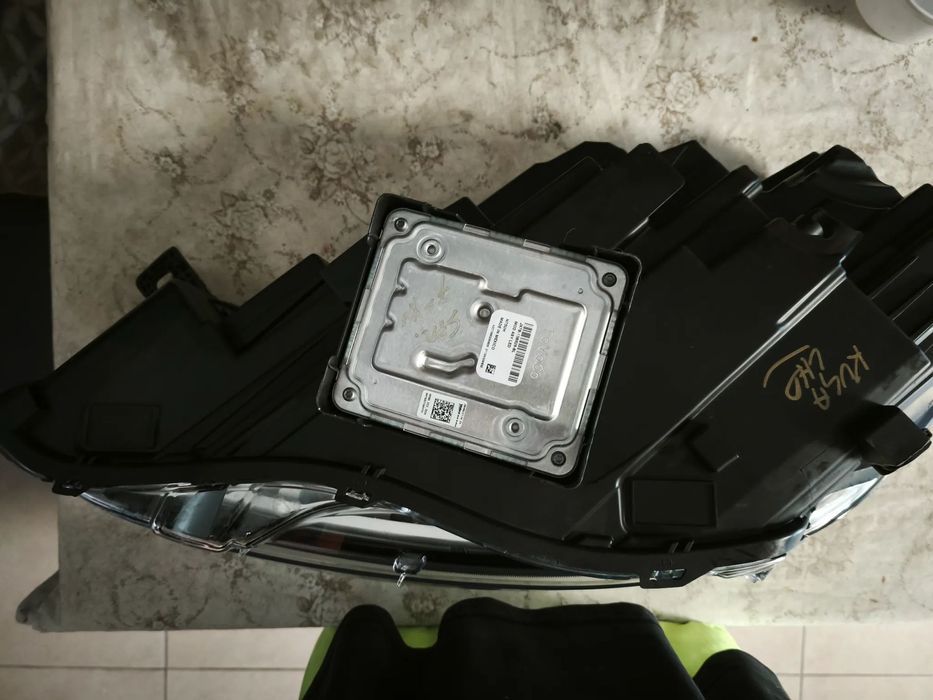 Farol direito full Led Ford Kuga completo