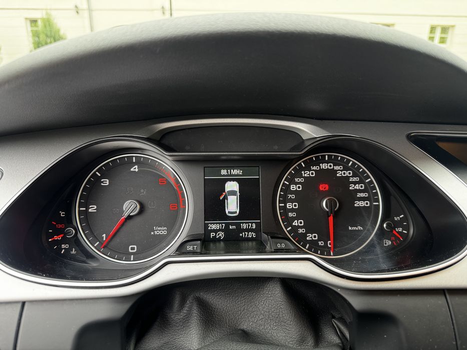 Audi A4 B8 2.0 TDI 2015 150 km!