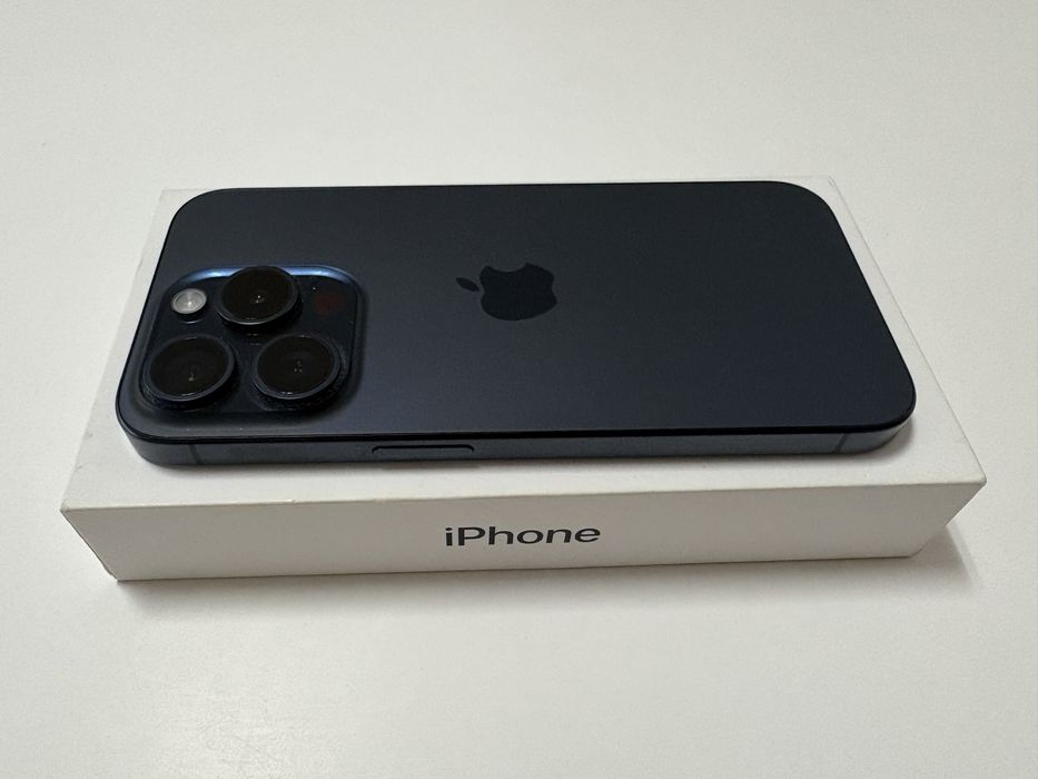 Apple iPhone 15 Pro 1TB Azul