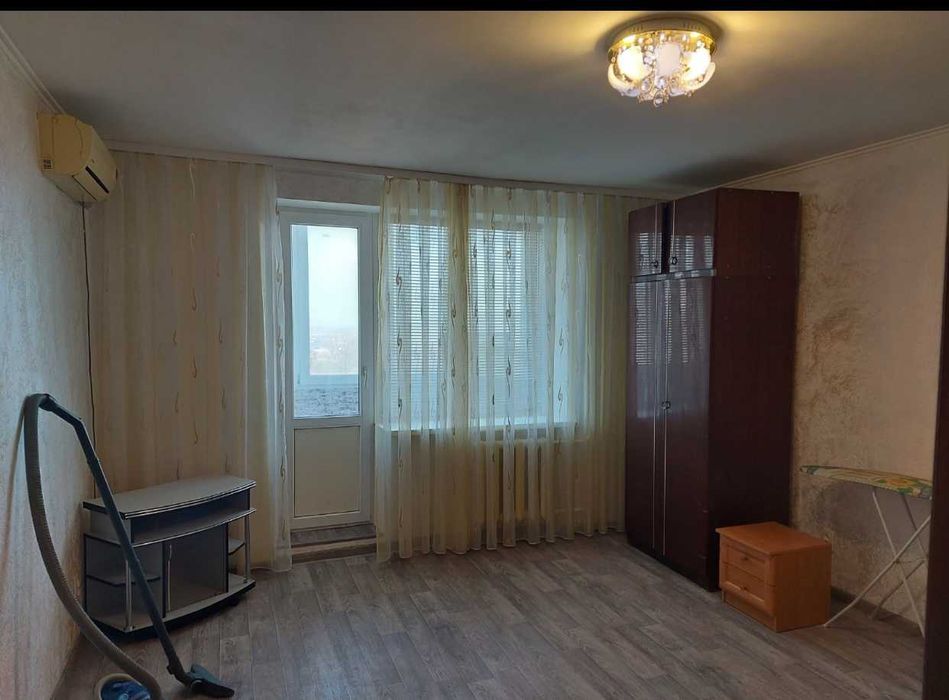 Здаэться  однокімнатна квартира Соляні