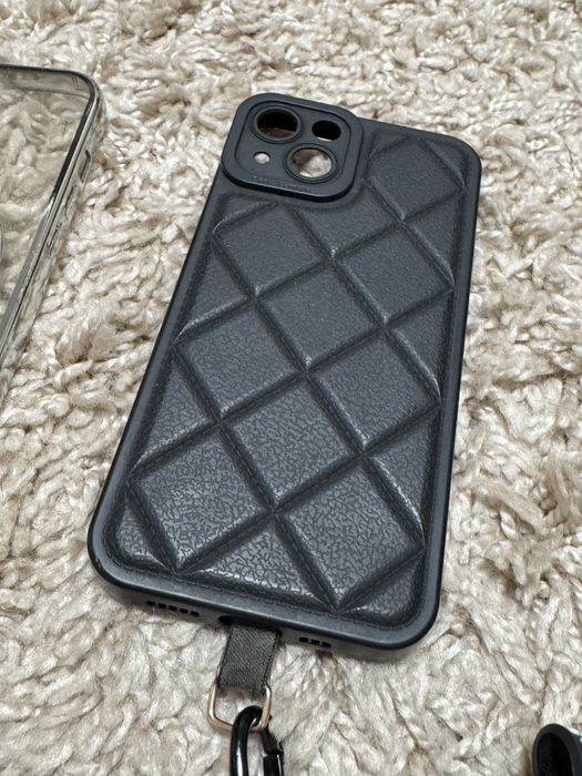 чохол на Iphone 13