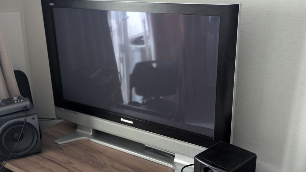 Телевізор Panasonic Viera TH-42PA60E (не працює)