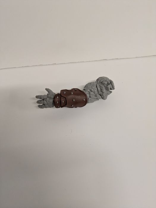 Left arm Korg (BAF) – Marvel Legends