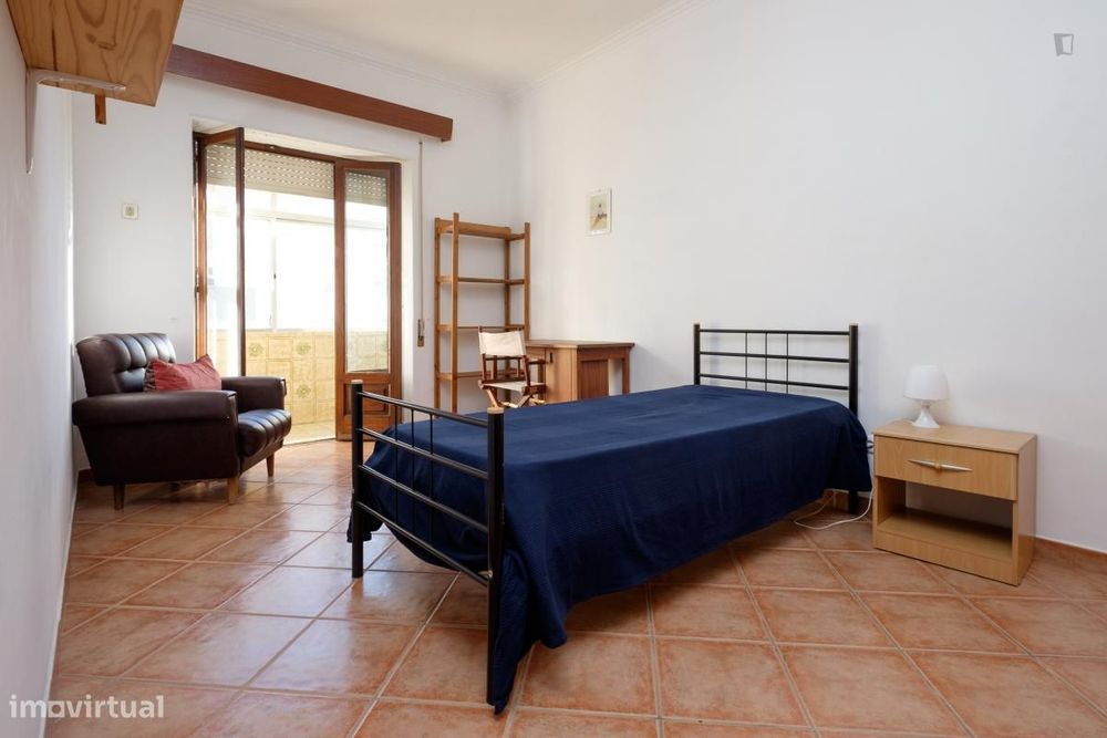 Quarto - localizado em Arregaça Coimbra