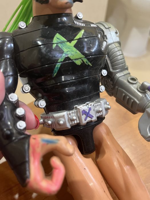 Cada boneco 15€ usado