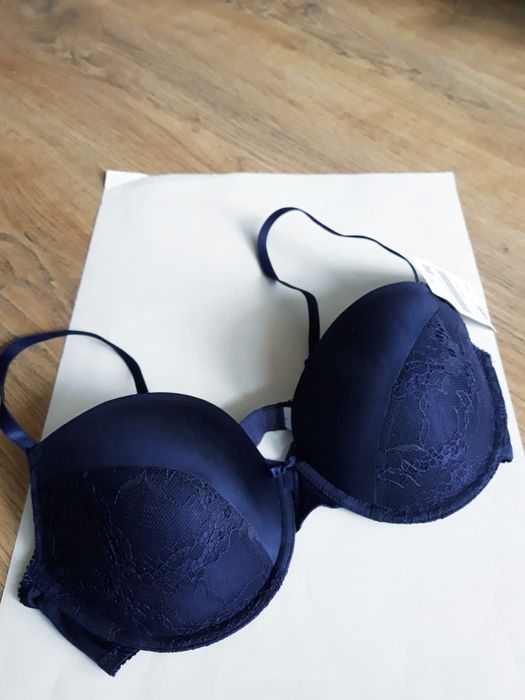 80/B C&A Німеччина ажурний ліф бюстгалтер ліфчик жіночий новий бюстьє