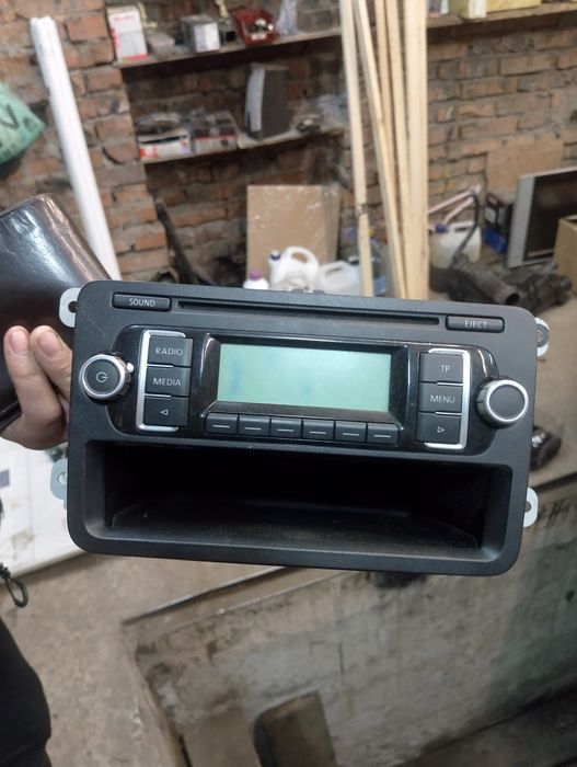 Магнітола штатна, VAG, skoda, Audi, Passat