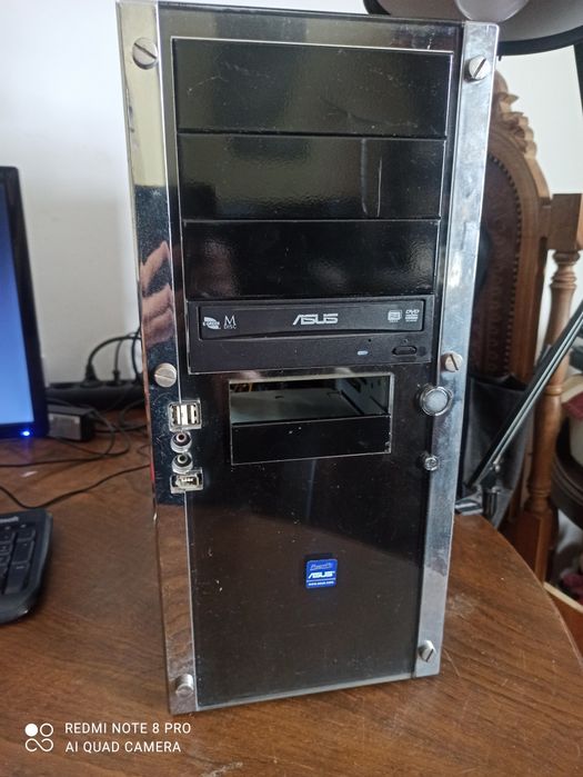 Torre Quad Core Xeon