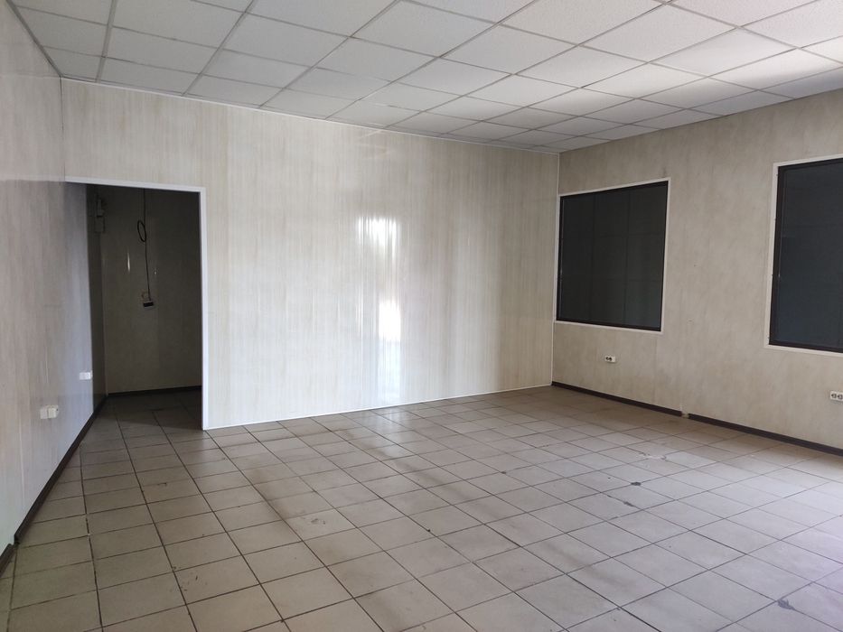 Оренда магазина-складу-офіса