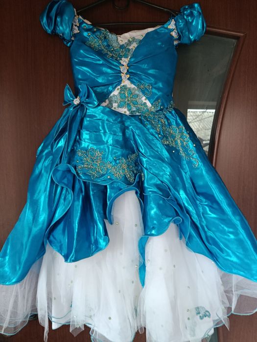 Продам дитячу сукню