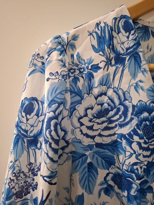 Blusa cintada
Tamanho S
Shein