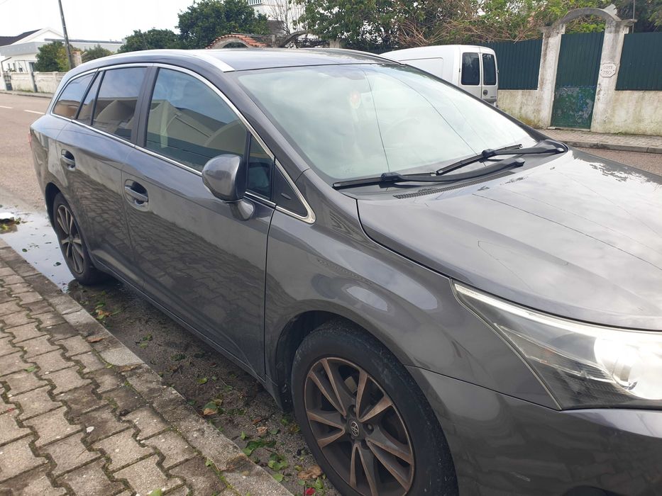 Toyota Avensis Carrinha 2012