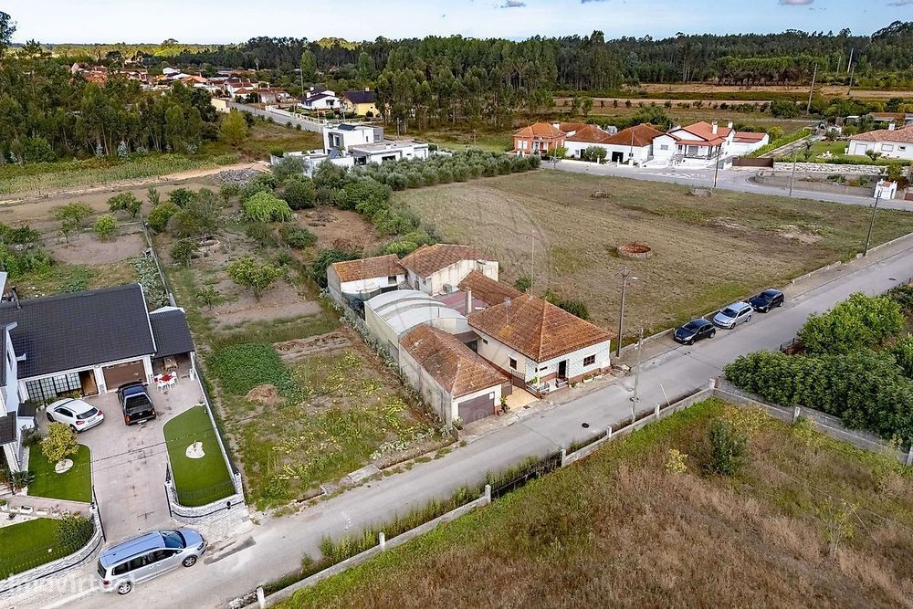Moradia T4 para venda