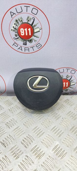 Подушка руля на Lexus NX200t NX300 NX300h