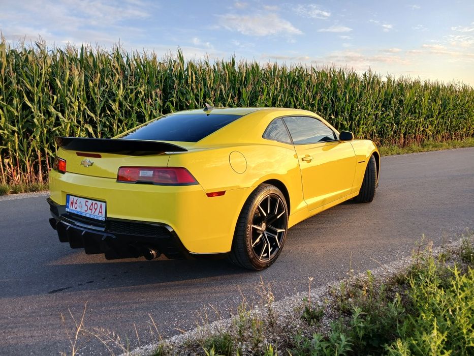 Chevrolet Camaro BUMBLEBEE