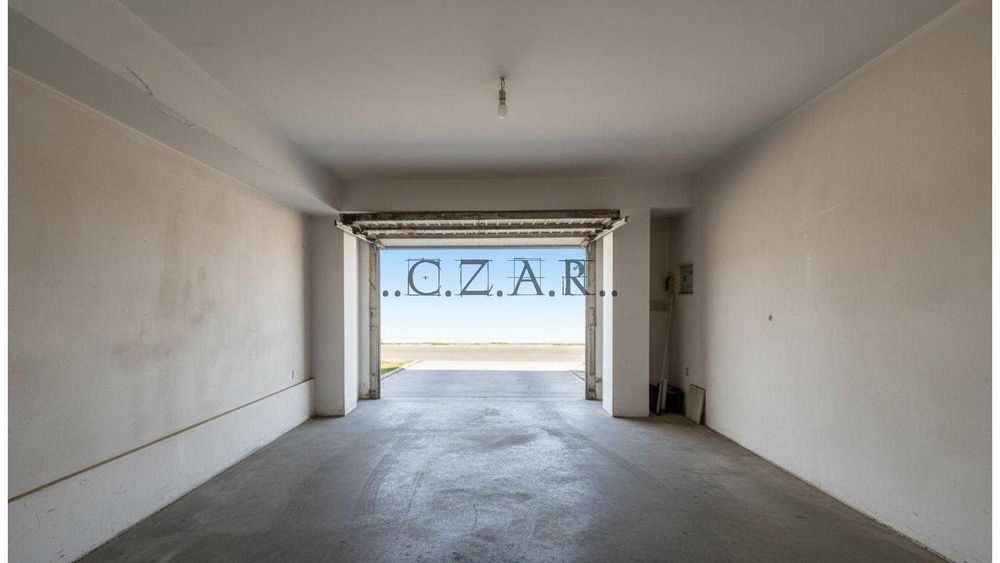 Garagem Ampla em Coimbra