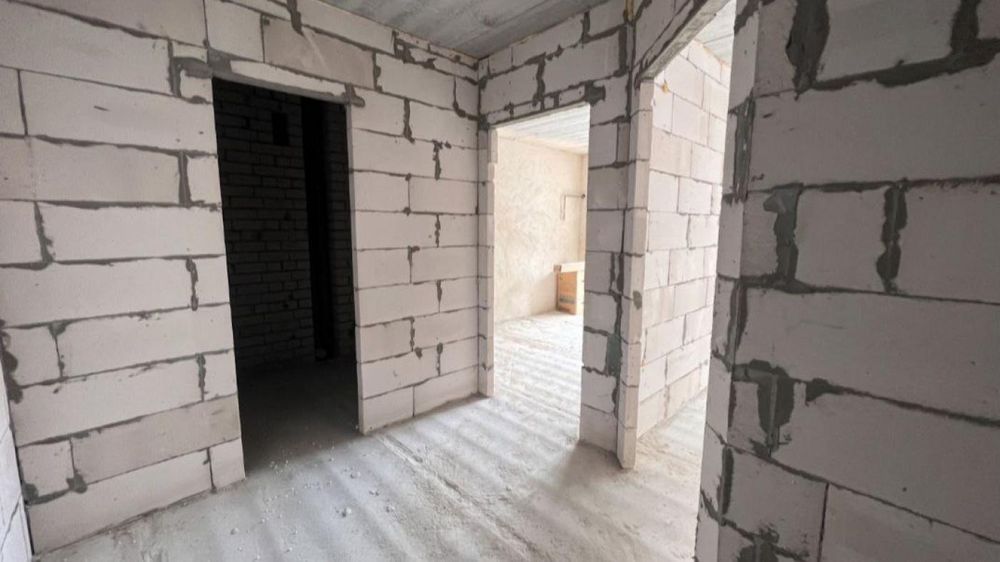 Продаж 1-кімн. 48 м², кухня 16 м², новобудова, право власності