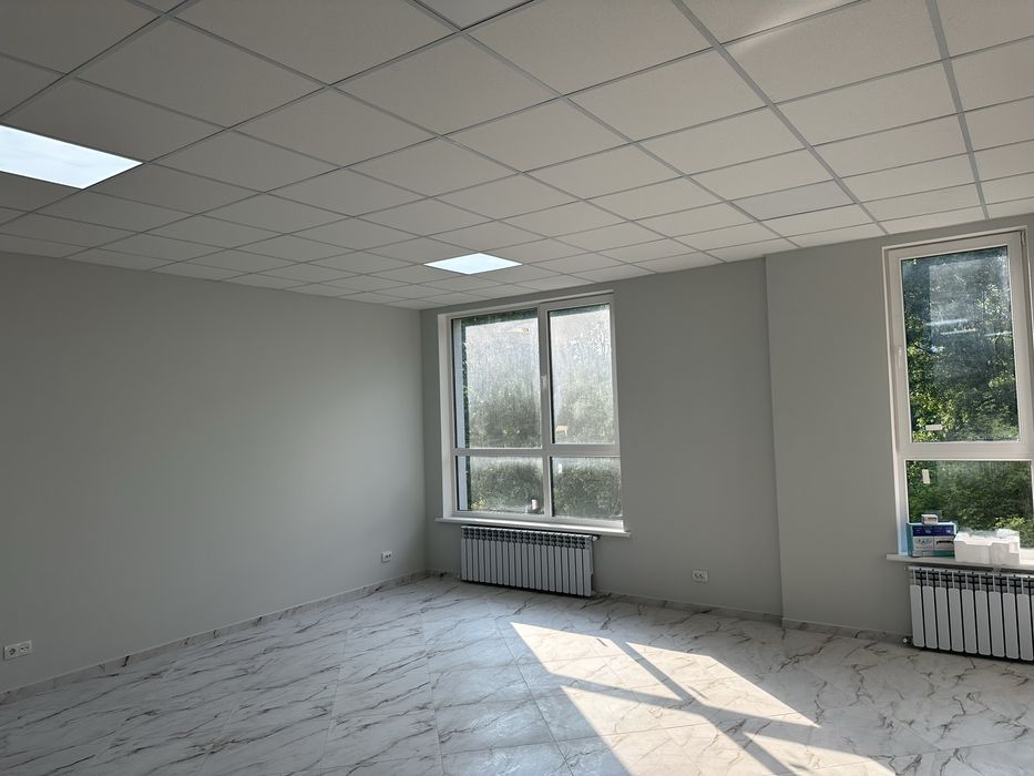 БЦ «КУТ» терміновий продаж з ремонтом!