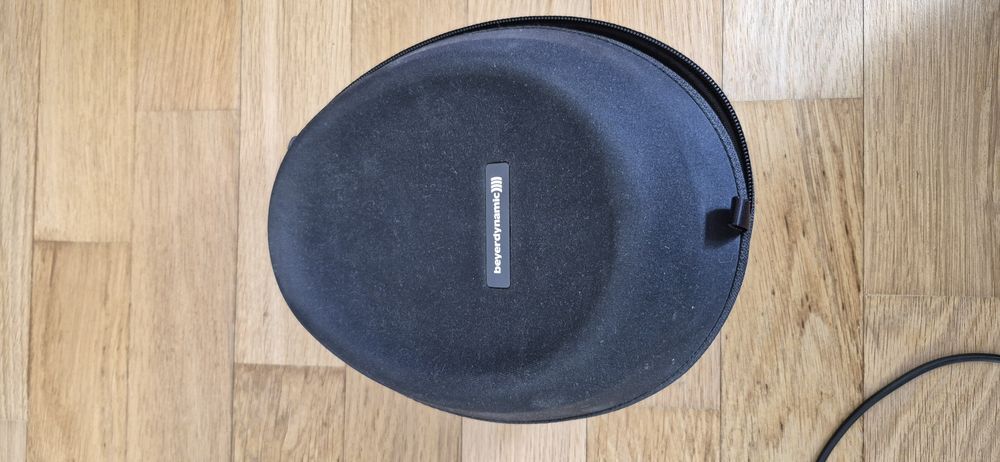 Beyerdynamic DT 770 PRO 80 Oh + кейс