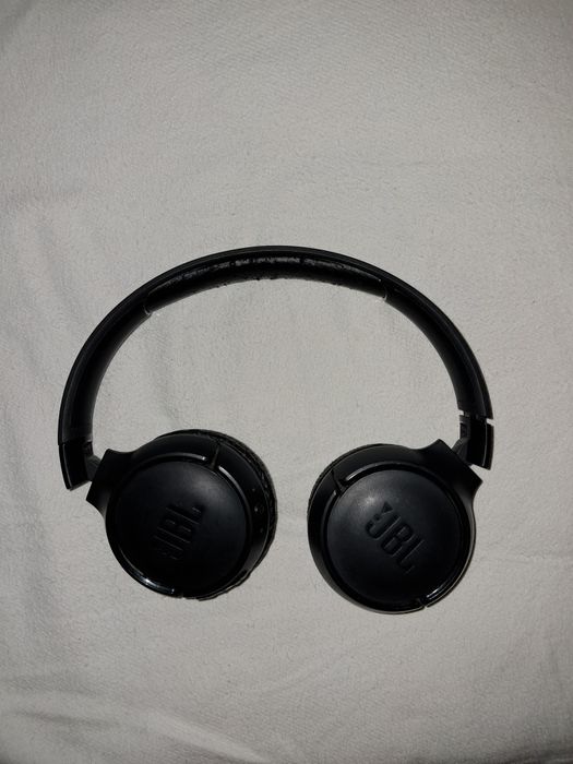 Auriculares wireless JBL Tune 520 BT