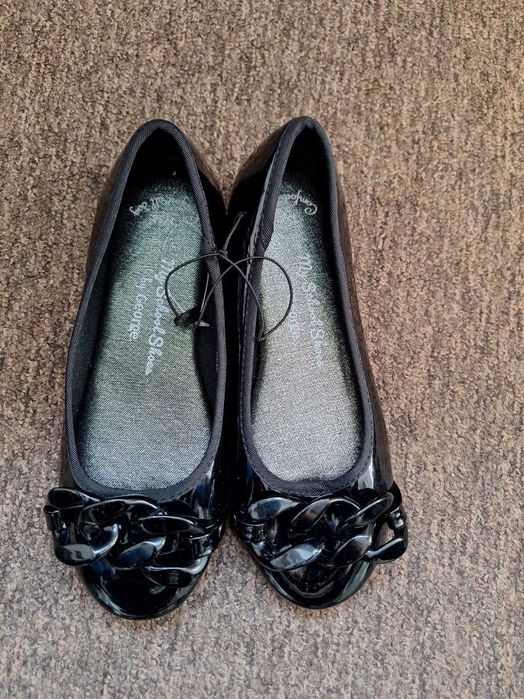 Baleriny lakierowane rozm. 33 marki George