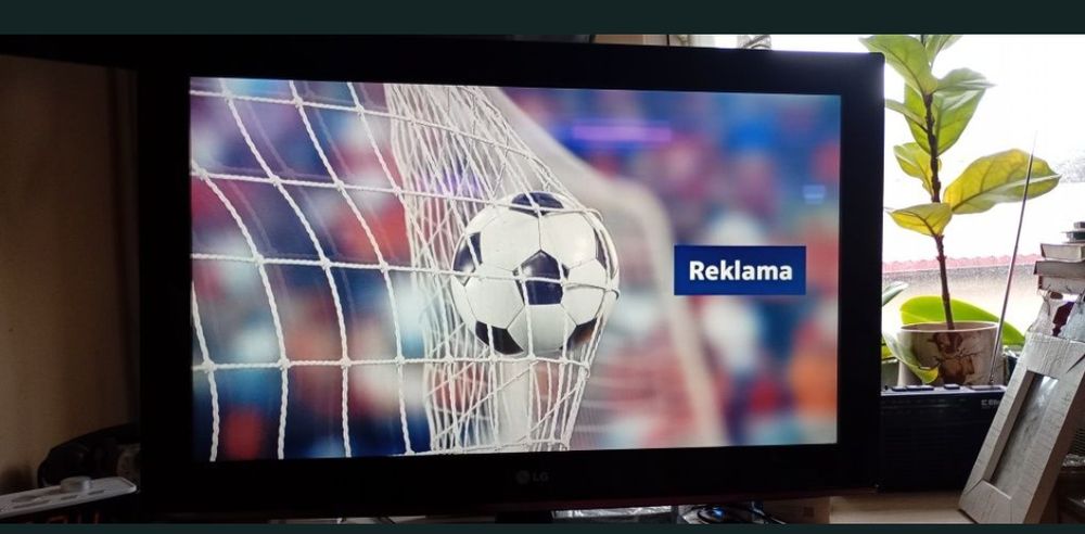 TV Lg 32 cale+ nowy dekoder