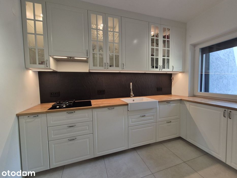 Komfortowy Dom w Centrum Miasta z Pięknym Widokiem ! REZERWACJA