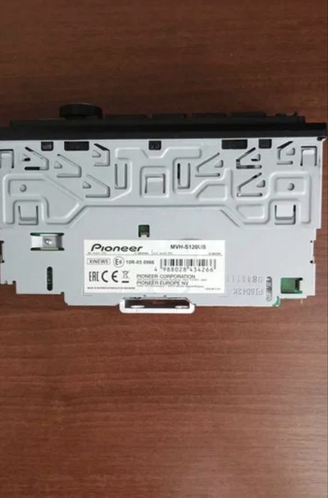 Radio do auta Pioneer MVH-S120UB
