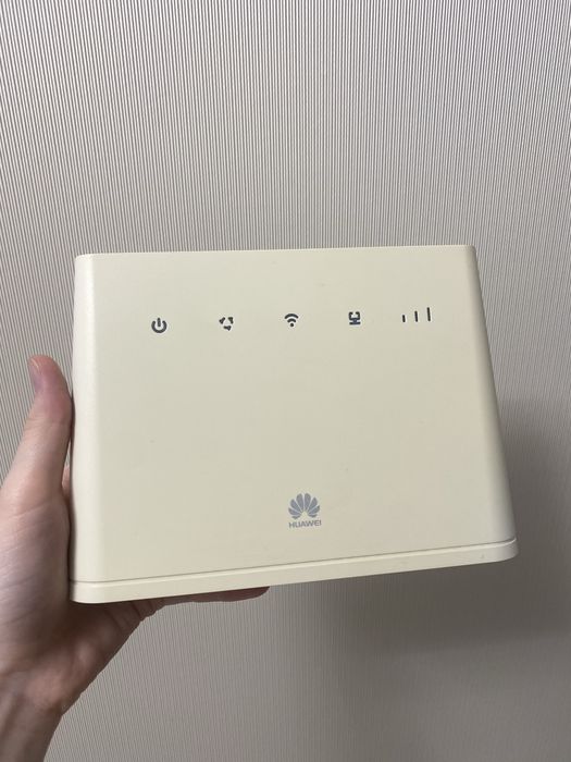 Huawei 4G Router 2/ роутер: 1 000 грн. - Периферійні пристрої Київ на Olx