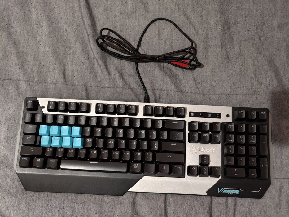 Игровая клавиатура Bloody B865