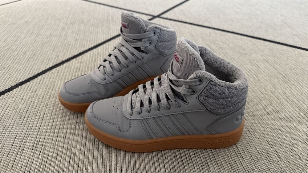 adidas HOOPS 2.0