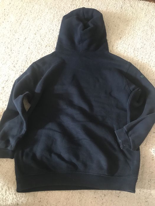 Camisola com capuz, preta